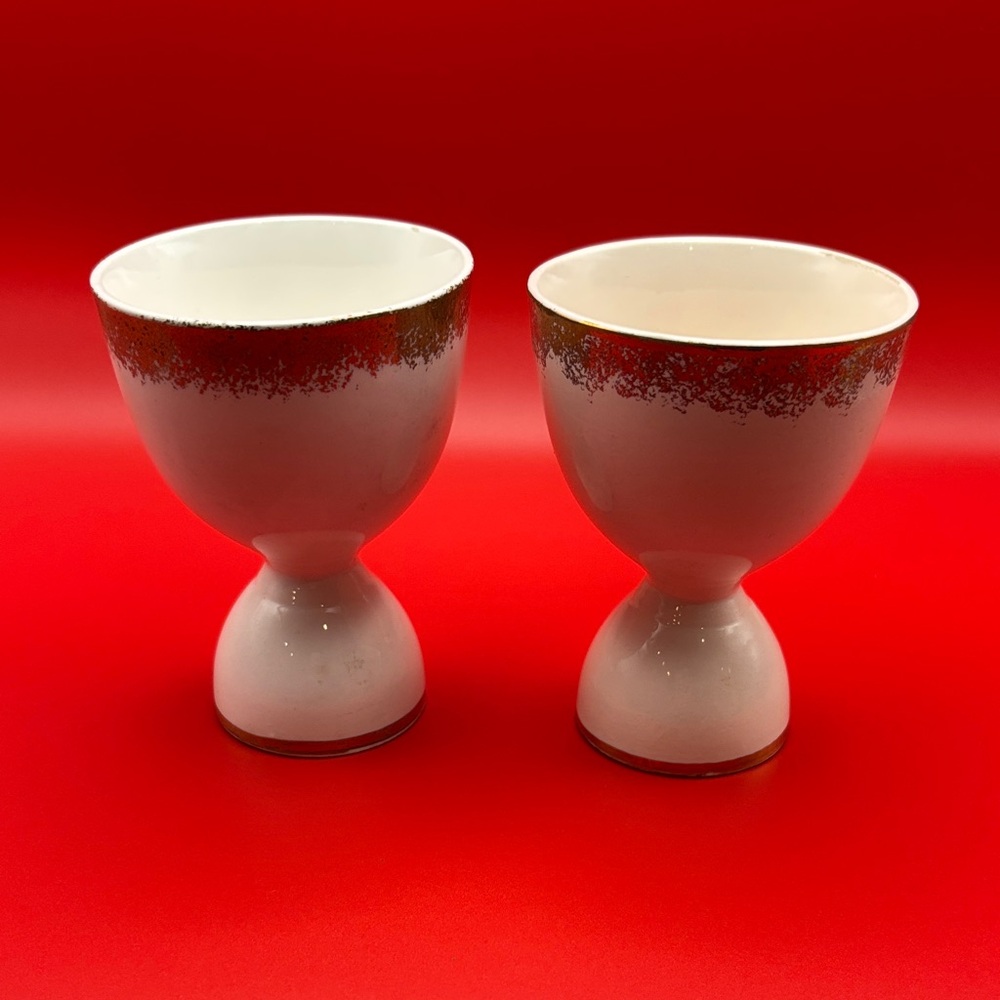 VTG Set‎ of 2 Porcelain Egg Cups Ivory with Gold Trim Around Top And Bottom